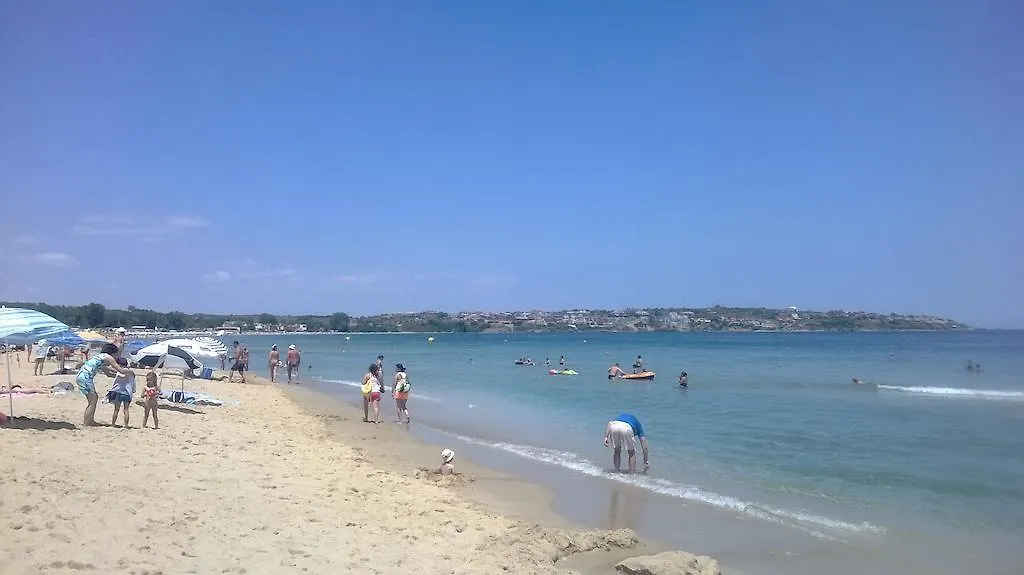 Villa Briz Apartments Sozopol