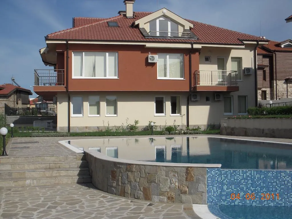 Villa Briz Apartments Sozopol